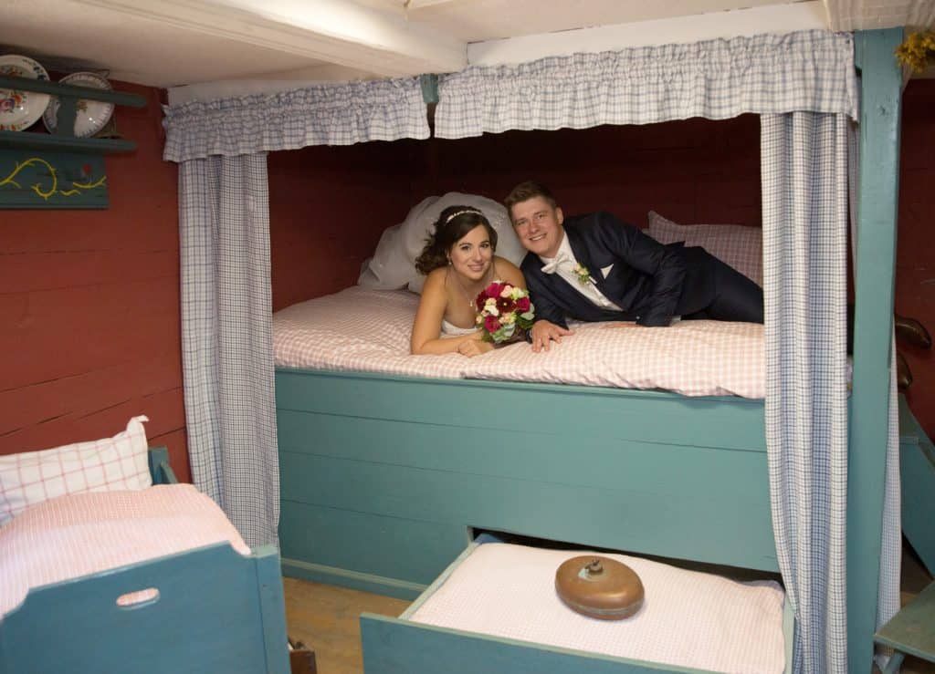 Hochzeitspaar im Freilandmuseum Lehde Foto Sigrid Arndt